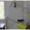 How-to-clean-the-refrigerator-drawer